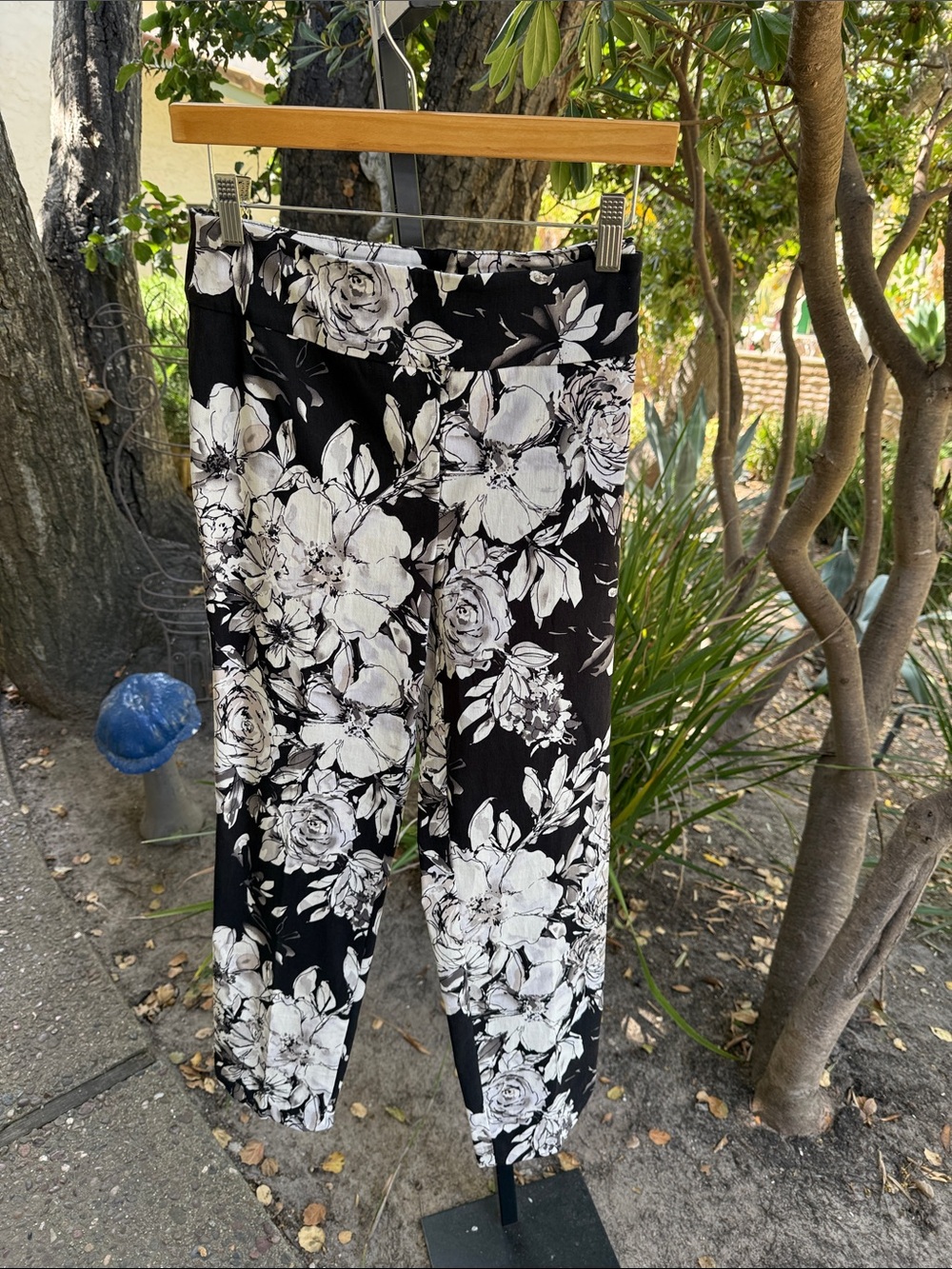 Black & White Floral Stretch Leggings for Women